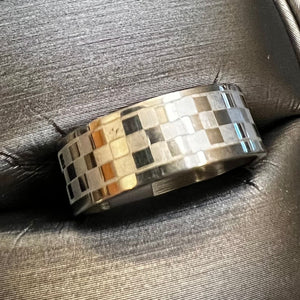 SALE! New - Fine Fashion Unisex Stainless Steel Rings (Multiple colors / Size#7.5-8)