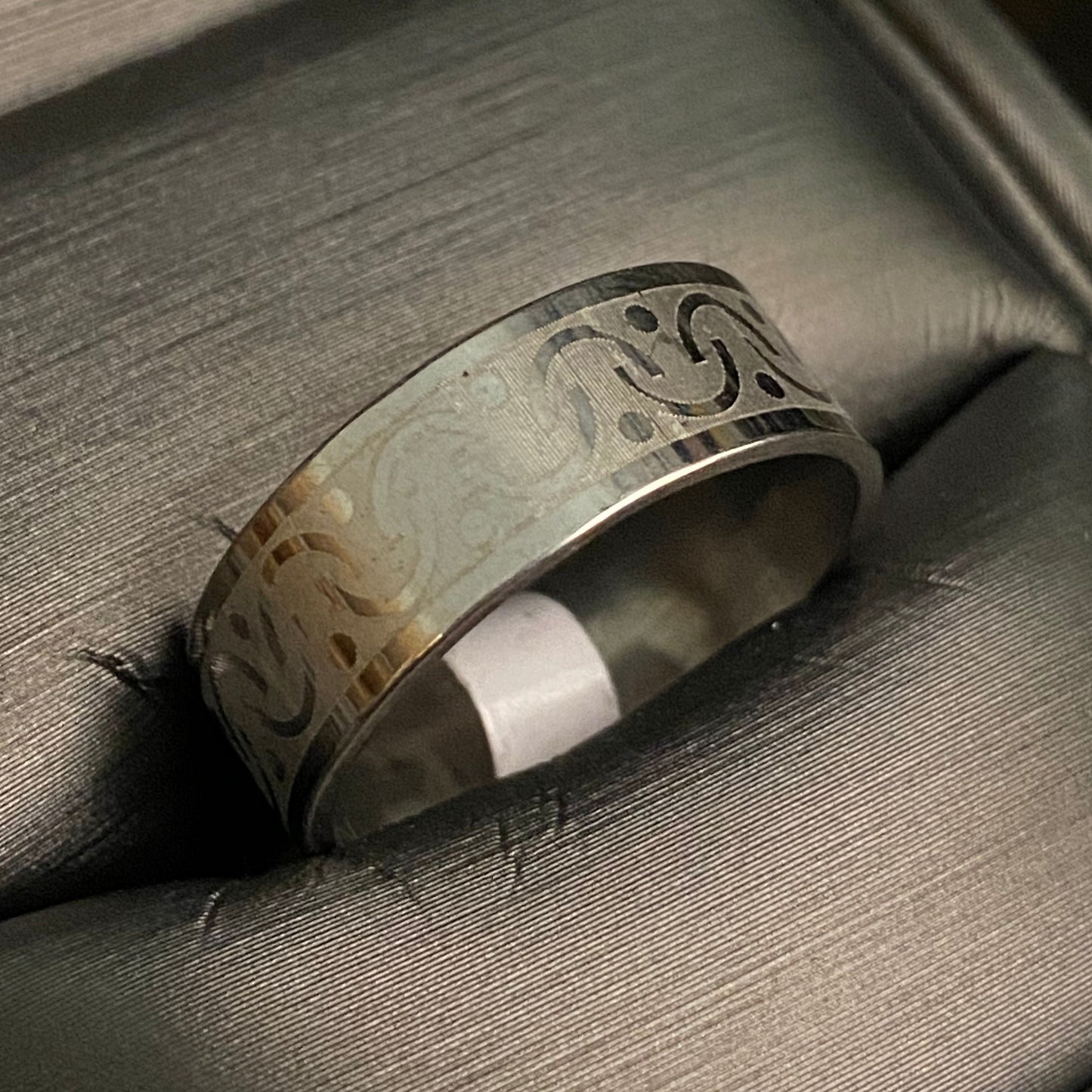 SALE! New - Fine Fashion Unisex Stainless Steel Rings (Multiple colors / Size#9)